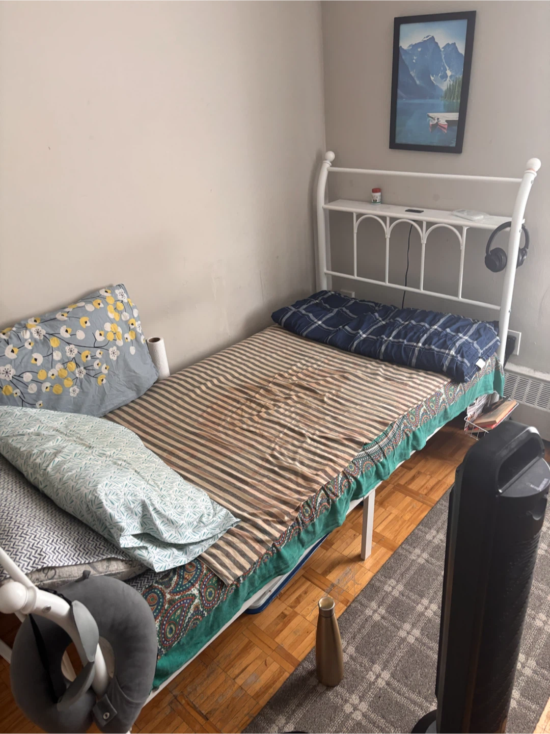 White Metal Twin size Bed Frame with Built-in USB Ports - photo 3