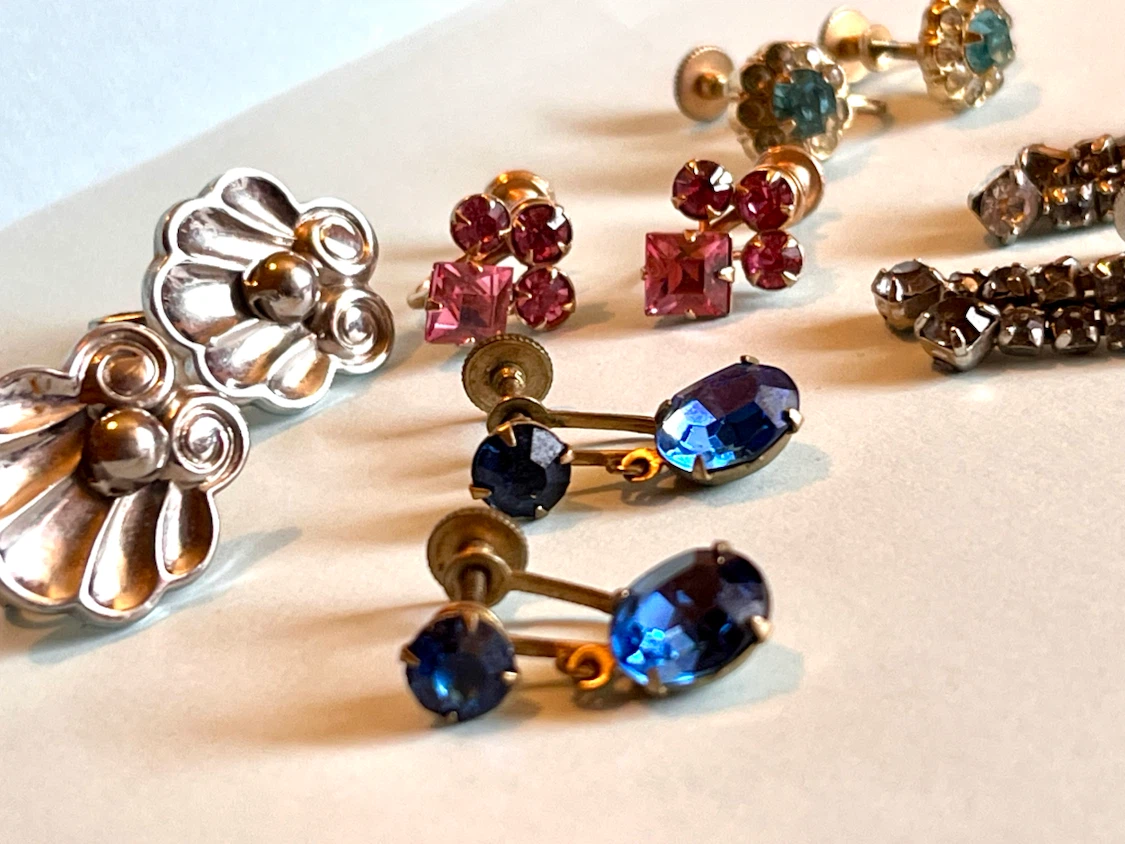 Vintage Mid-Century CORO Screw-Back Earrings Collection (5)