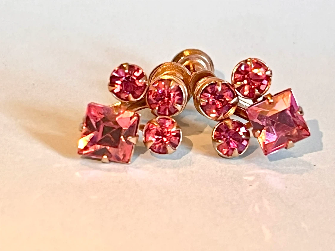 Vintage Mid-Century CORO Screw-Back Earrings Collection (5) - photo 4