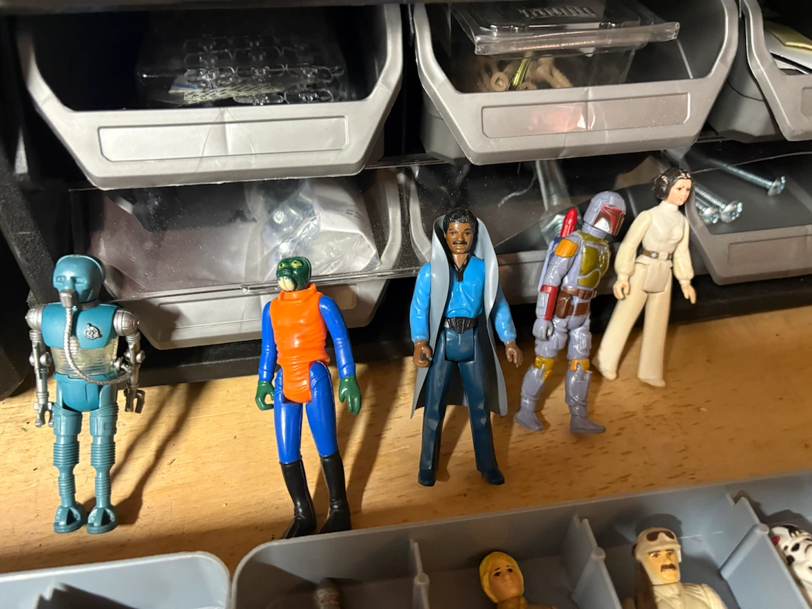 Star Wars Action Figures & Vehicles Lot - photo 3