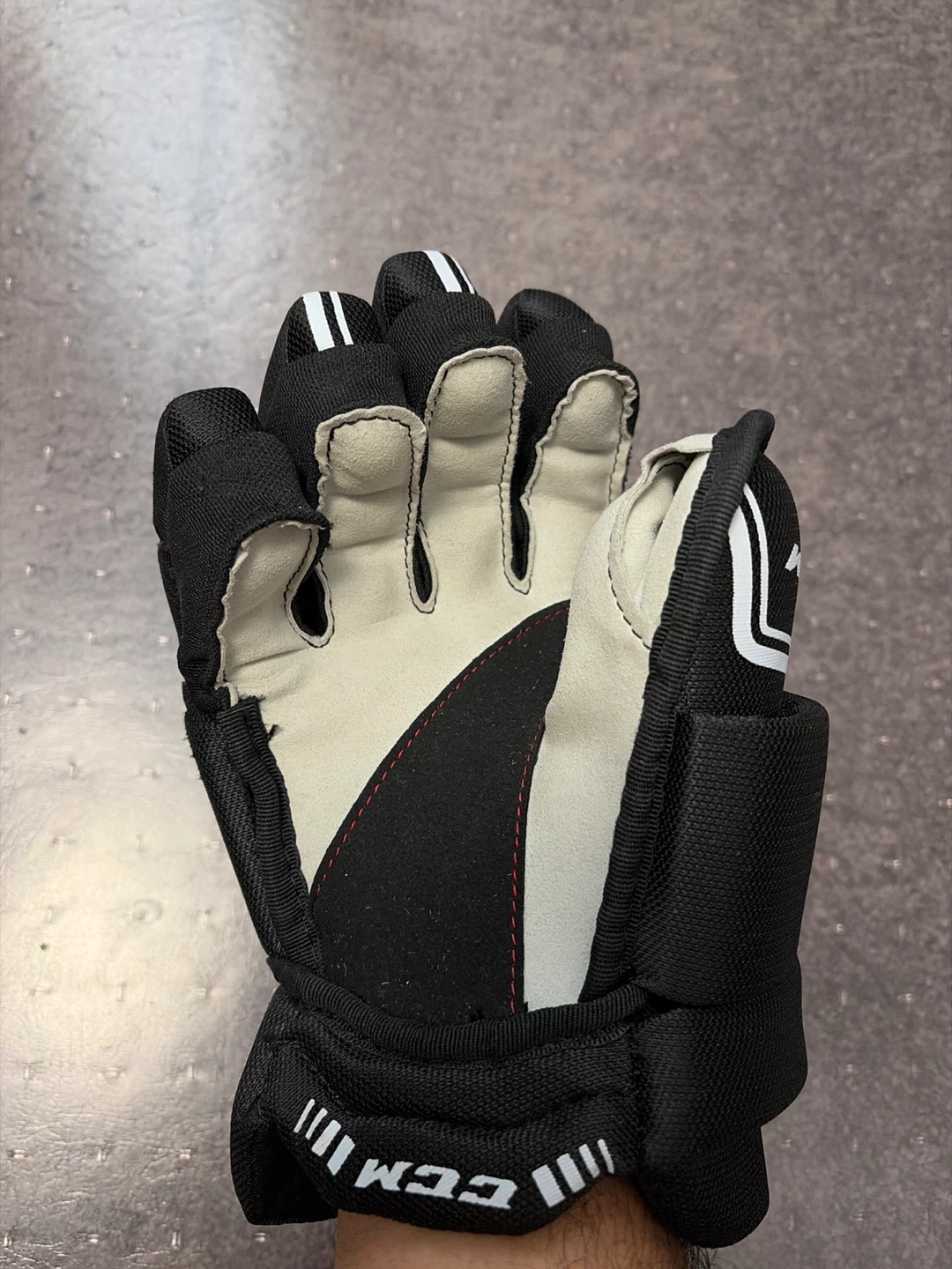 CCM QLT250  Hockey Gloves 12 inch Black - photo 4