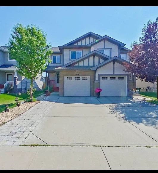3 bedrooms and 2.5 bathrooms House for rent