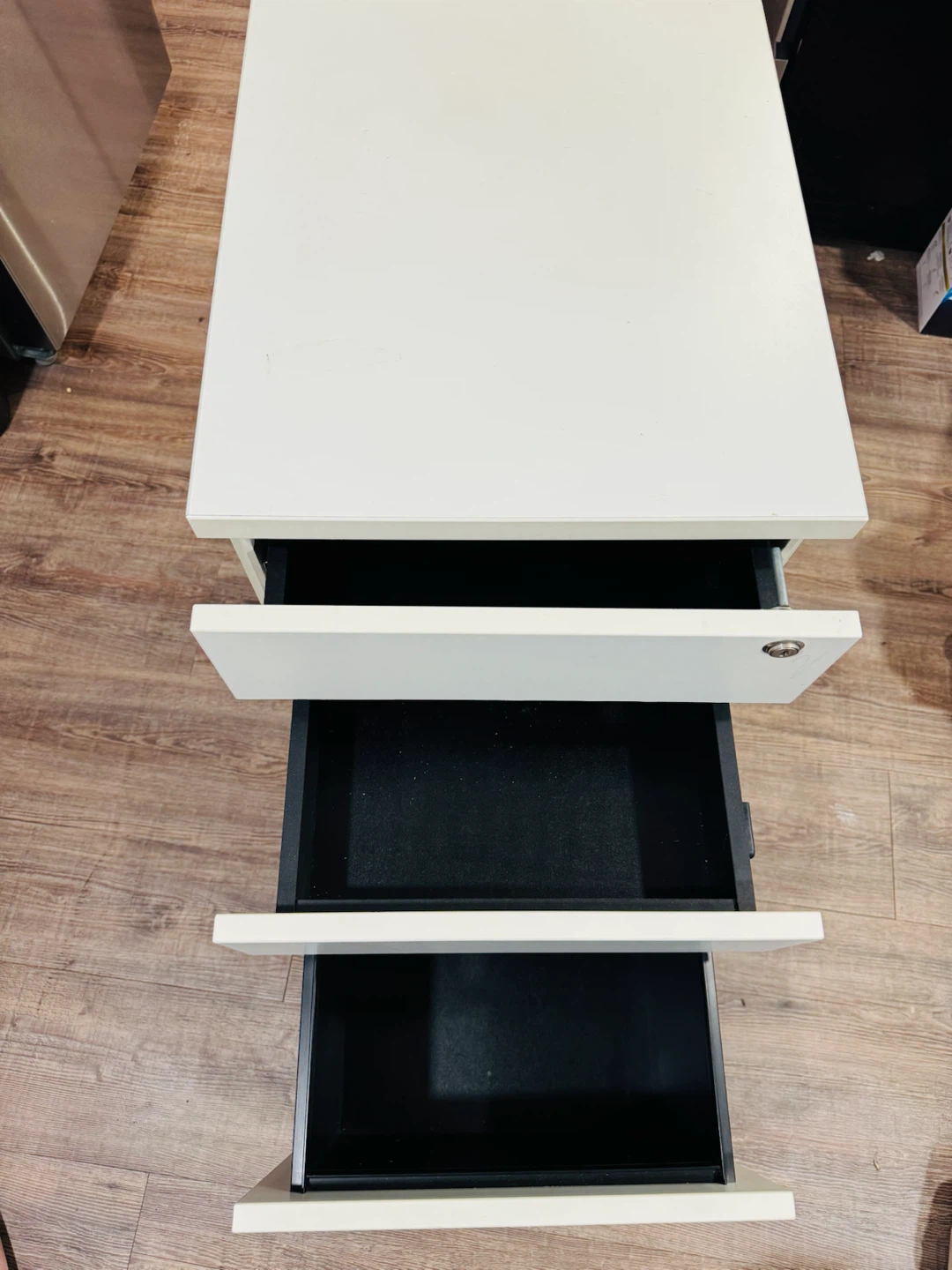 White 3-drawer mobile filing cabinet - photo 2