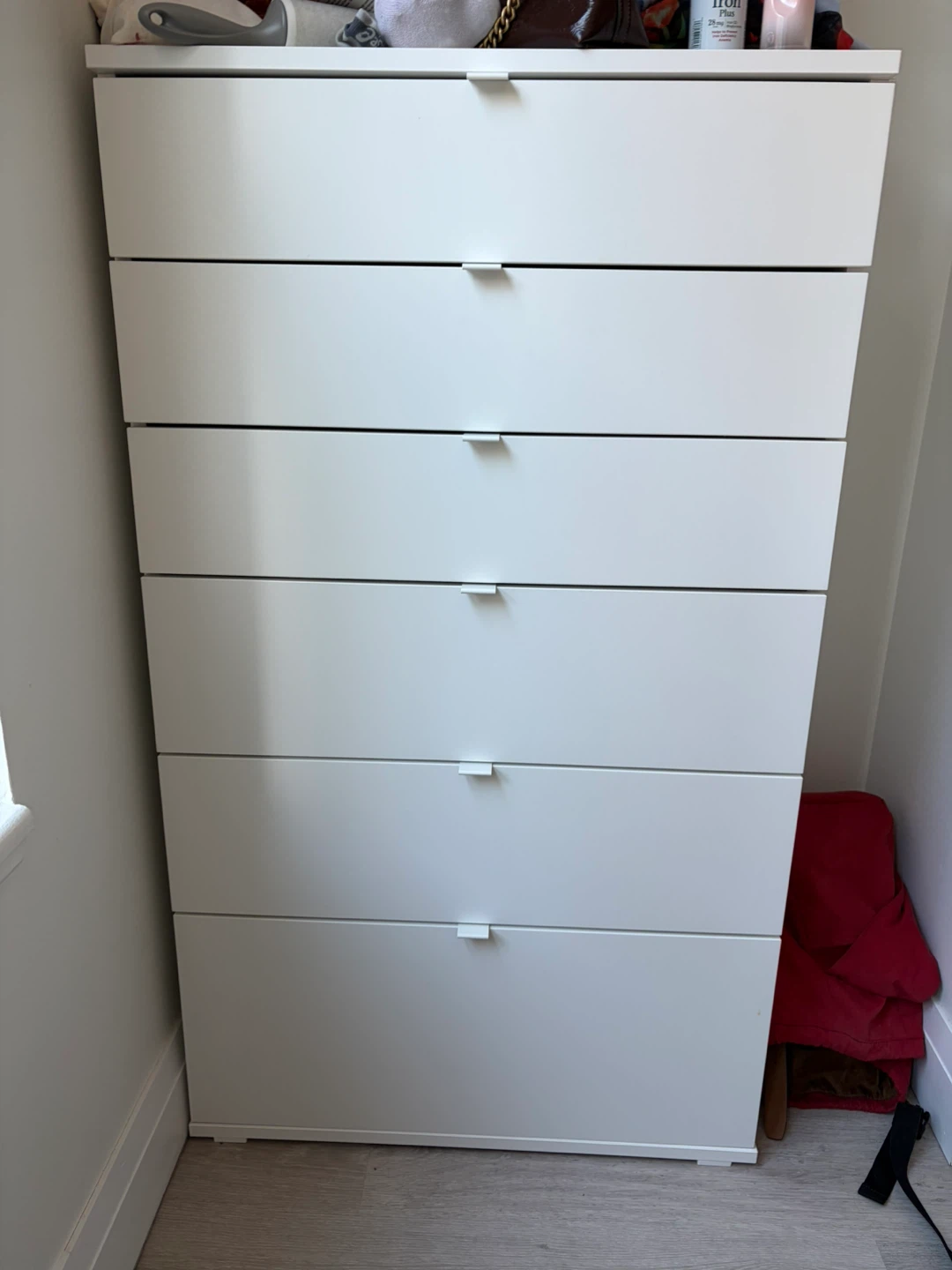 Ikea Vihals 6-drawer dresser (white) - photo 3