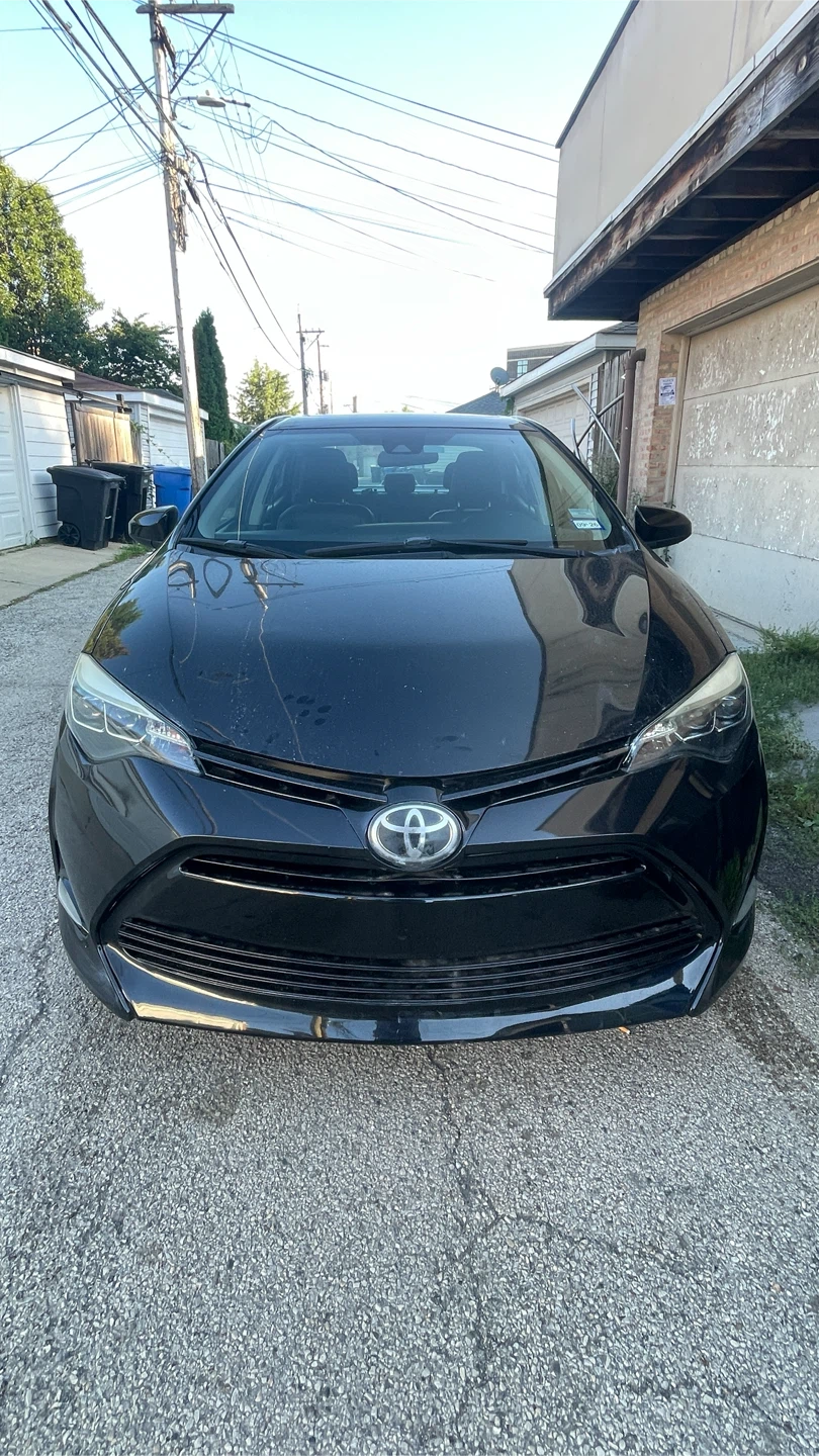 2017 Toyota Corrolla XLE - photo 3