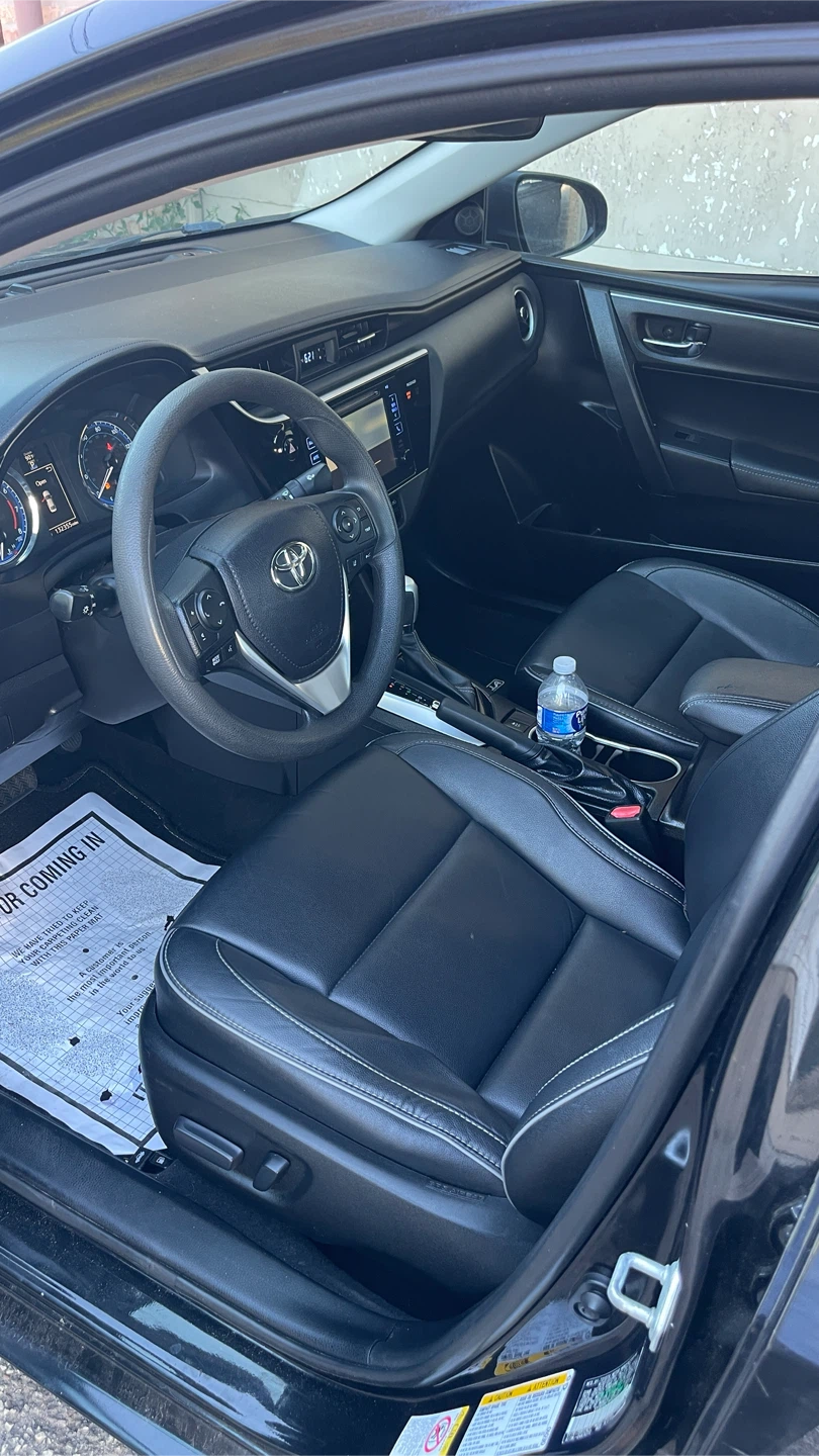 2017 Toyota Corrolla XLE - photo 5
