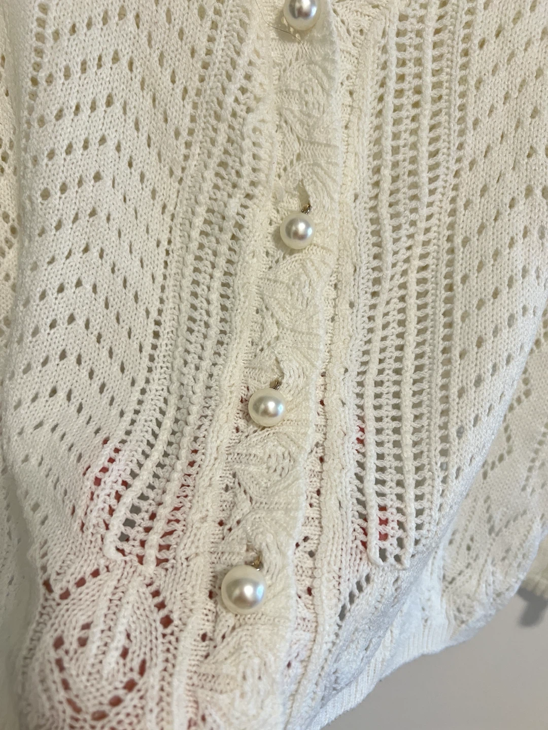 White pointelle knit cardigan with pearl buttons - photo 3