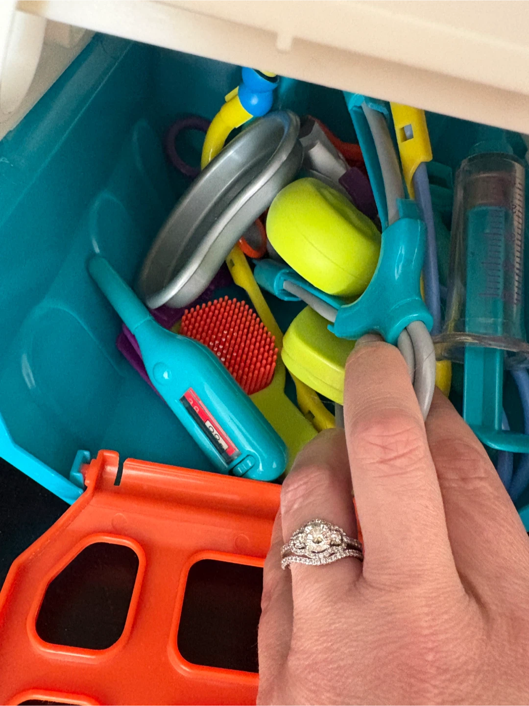Little Doctor Pet Carrier Play Set - photo 3
