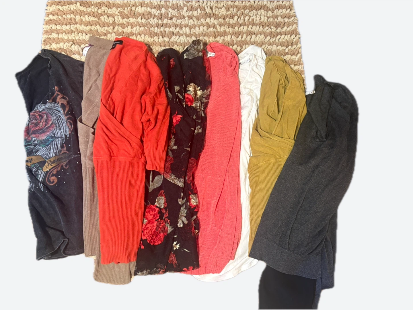 Bundle of Women's Tops - photo 2