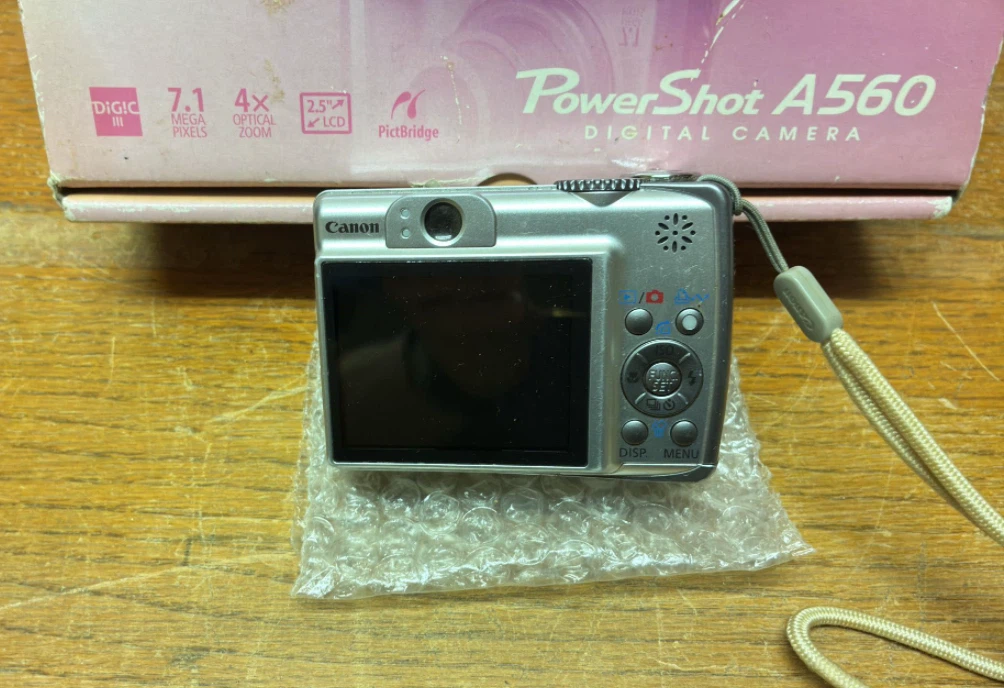 Working Canon PowerShot A560 Point & Shoot 7.1MP 4x Optical Zoom - photo 2