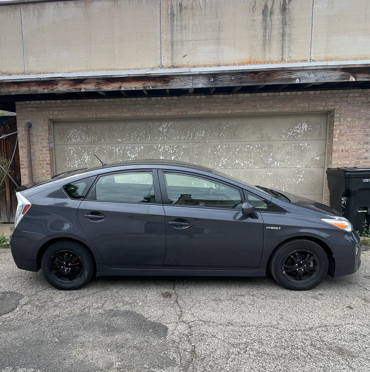 2013 Toyota Prius Hybrid - photo 3