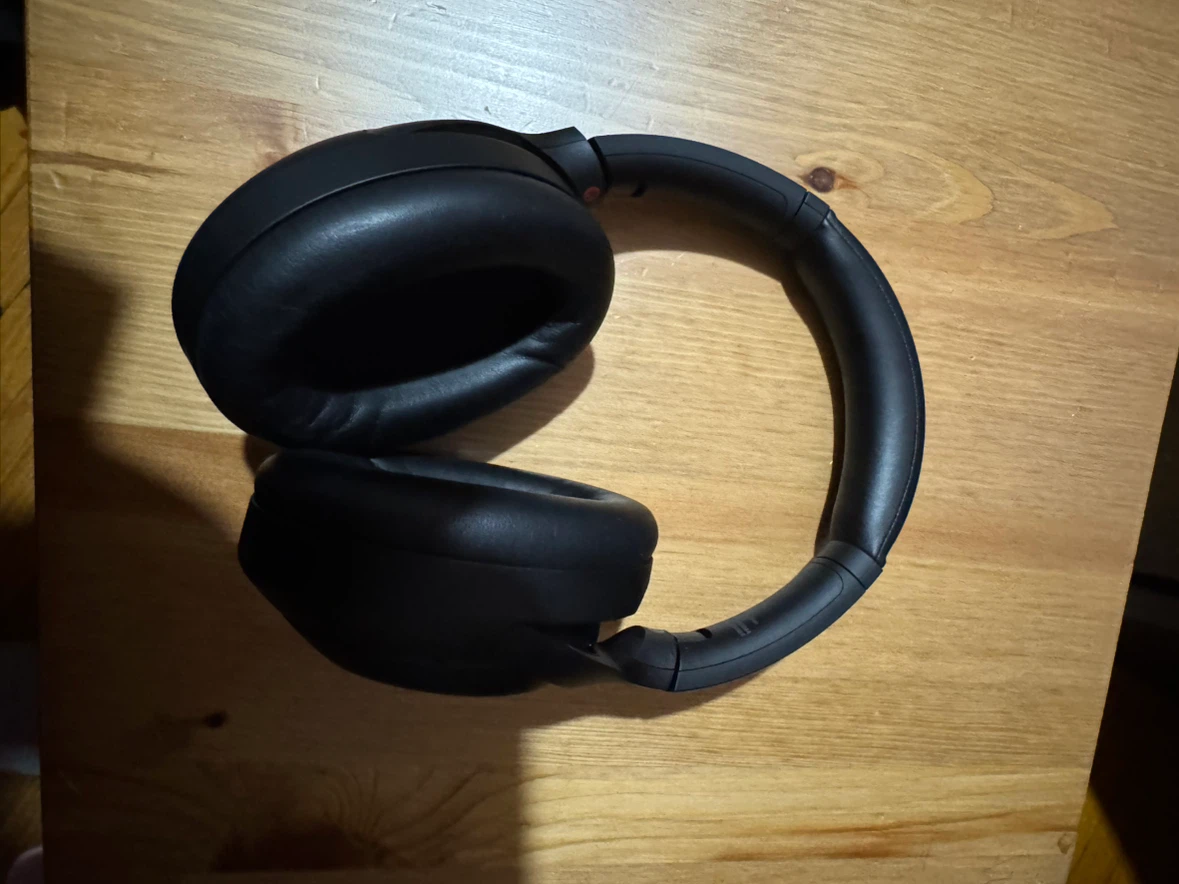 Sony XM4 headphones - photo 5