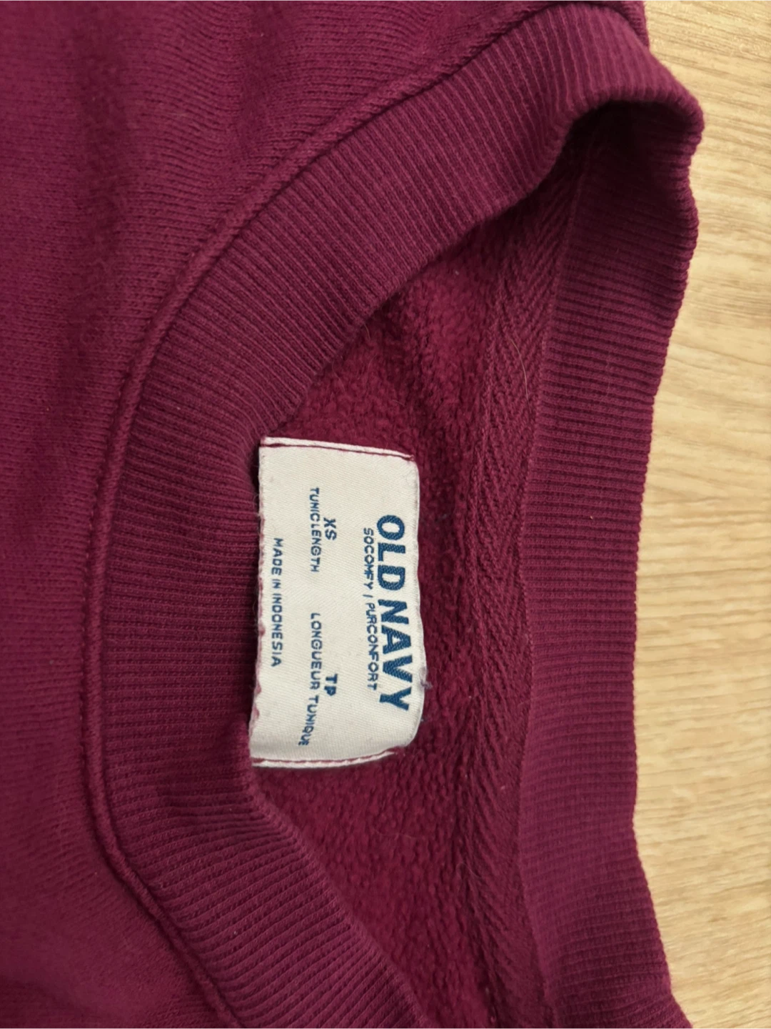 Old Navy Crewneck Sweatshirt - photo 2