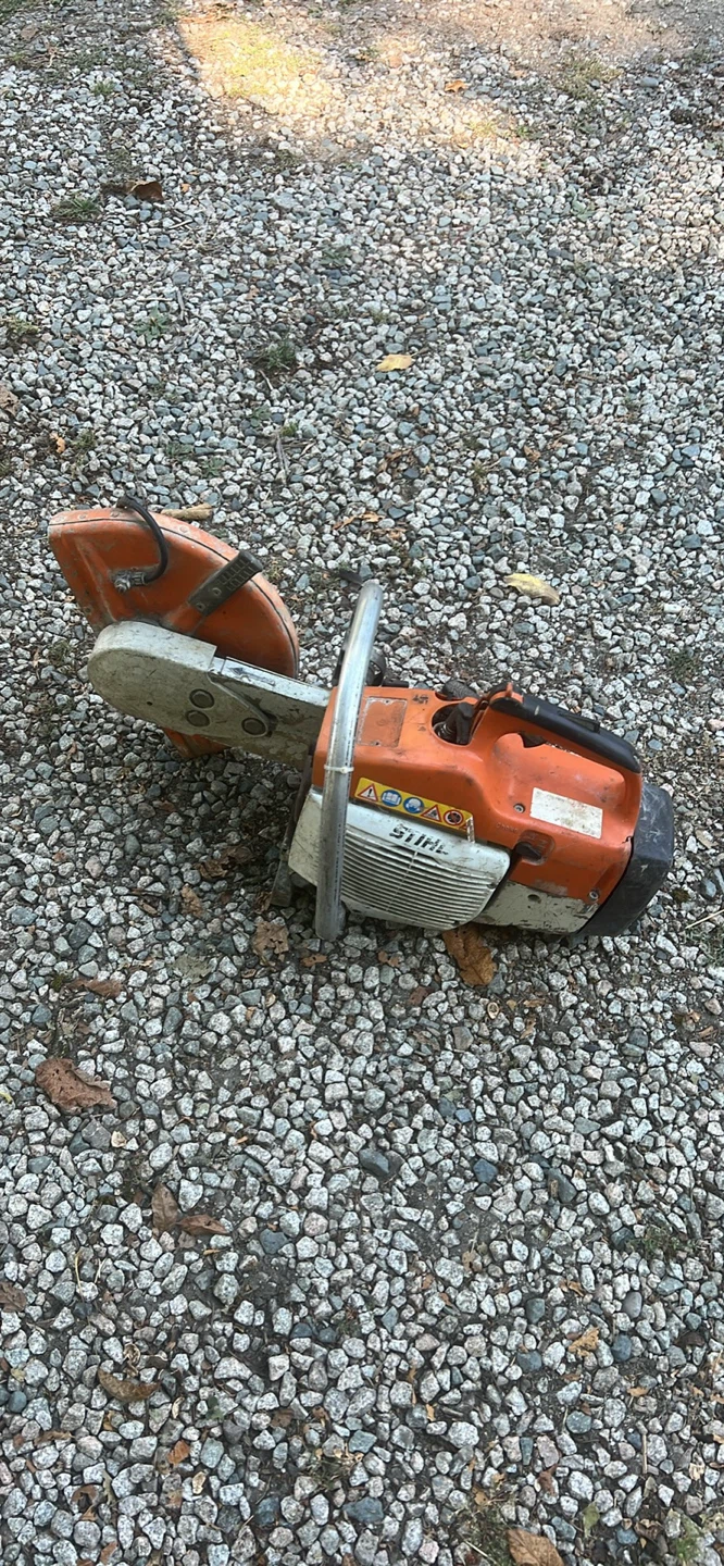 Stihl Cut-Off Saw ts400