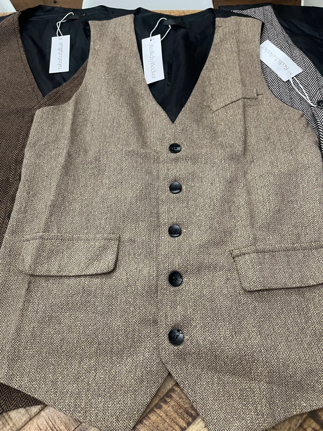 Men’s vests size M $10 ea - photo 5