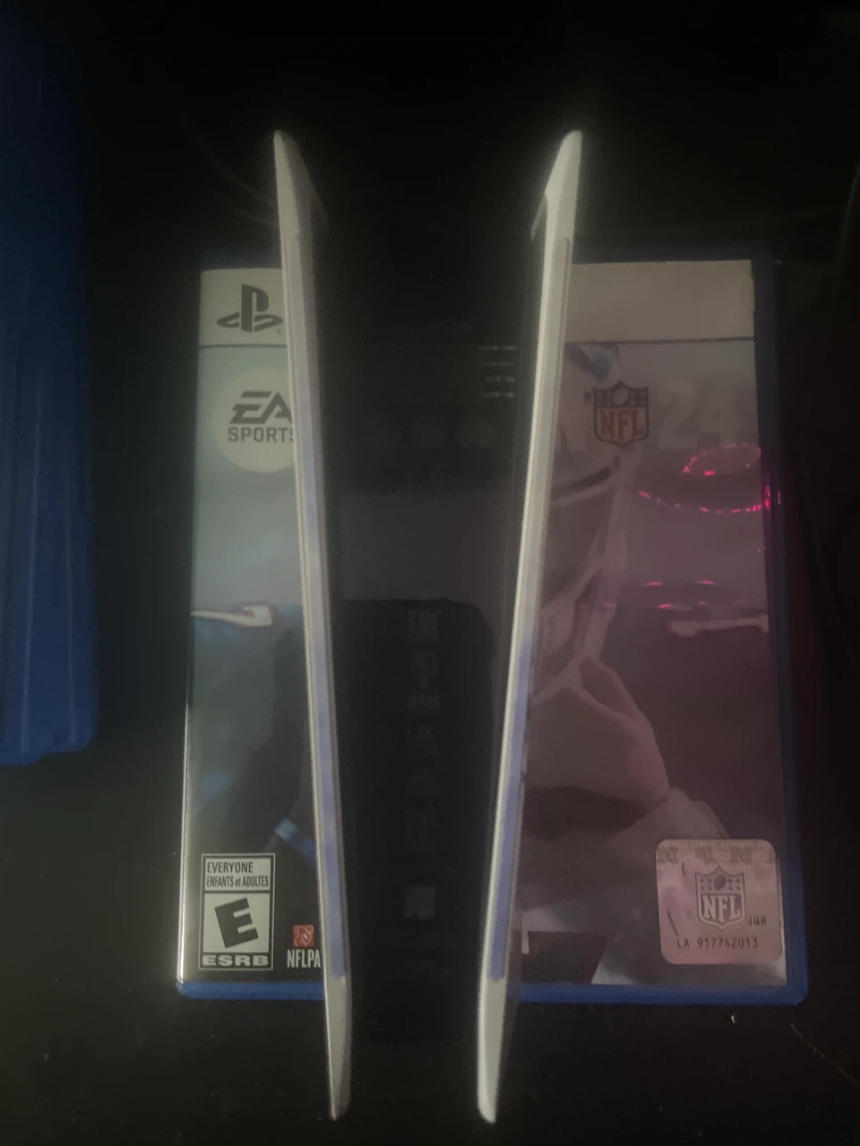 PS5 Charging dock with Wires - photo 3