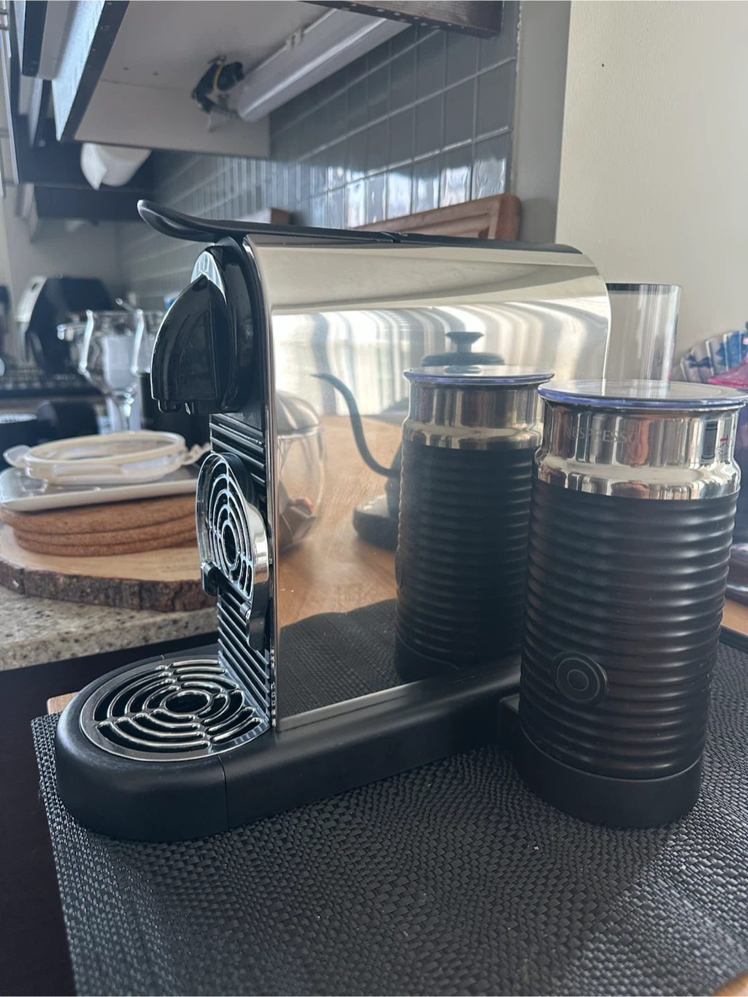 Nespresso Coffee Machine - photo 2