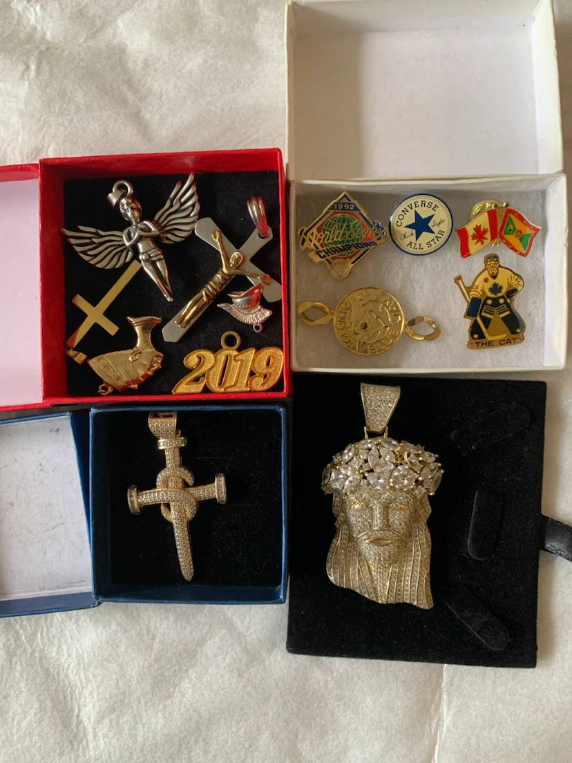 Mixed Lot of Pendants and Pins