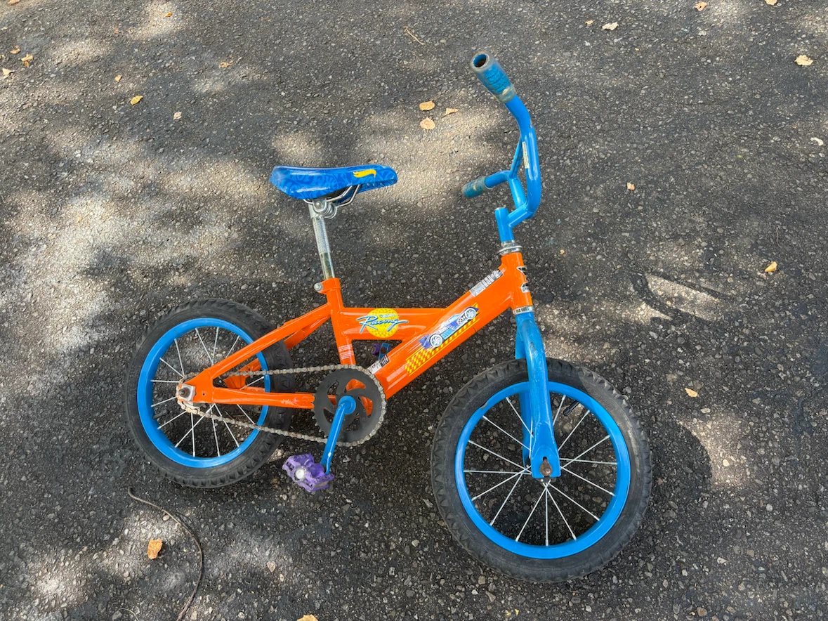 Hot Wheels Kids BMX Bike