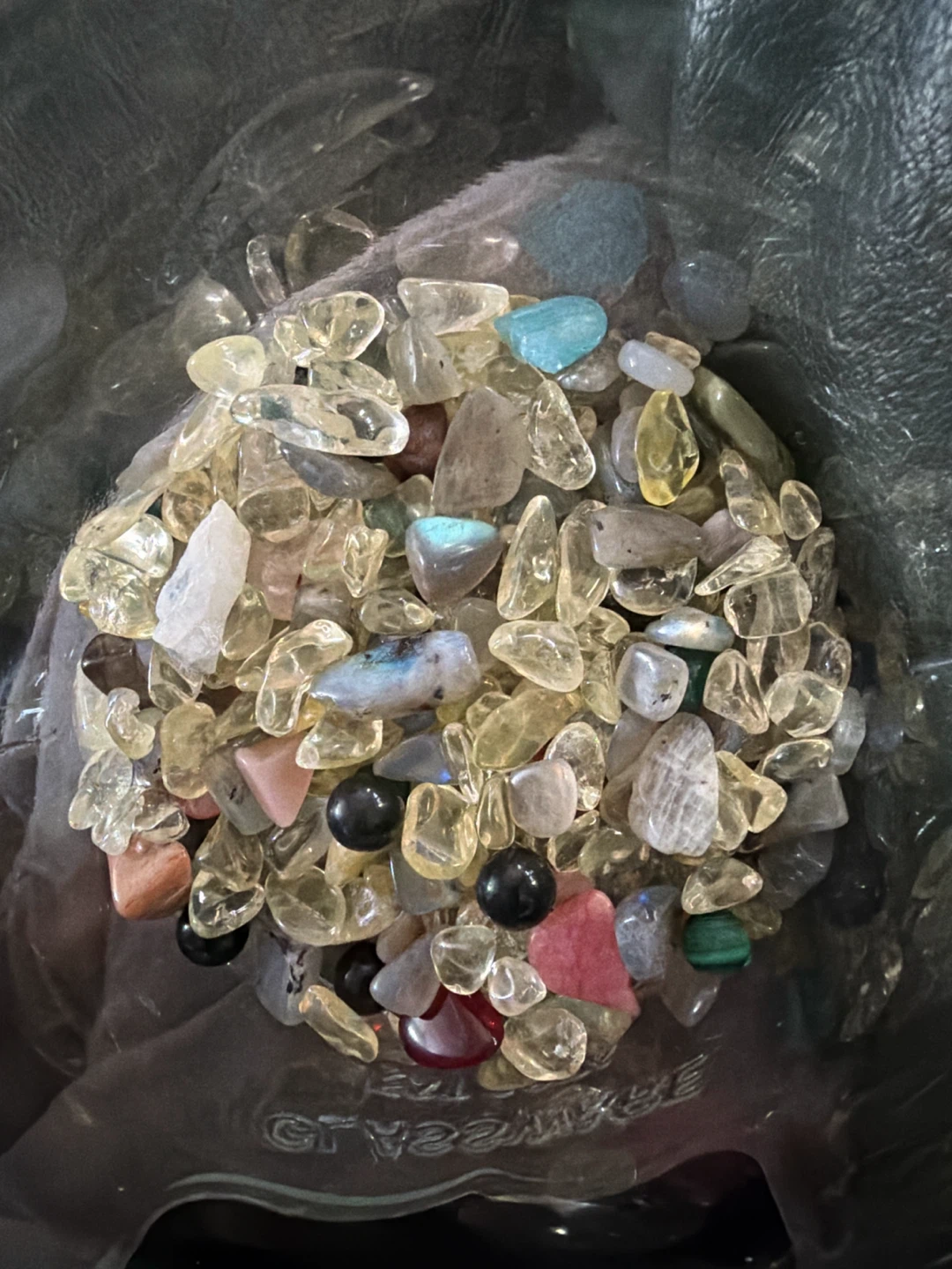 Crystal confetti