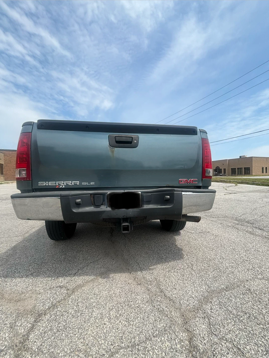 GMC Sierra SLE Z71 Off-Road Truck - photo 5