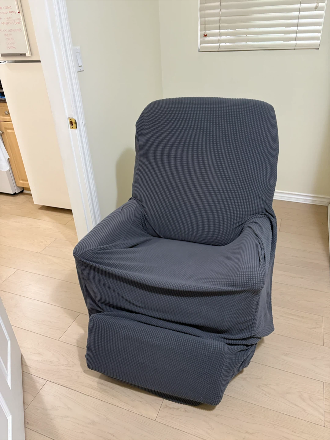Recliner Chair - photo 2