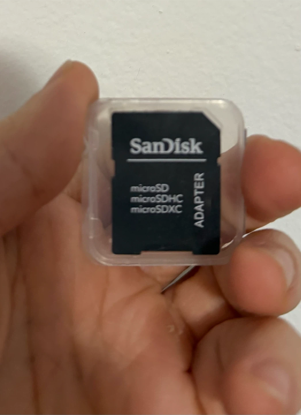 SanDisk MicroSD to SD Card Adapter with Case