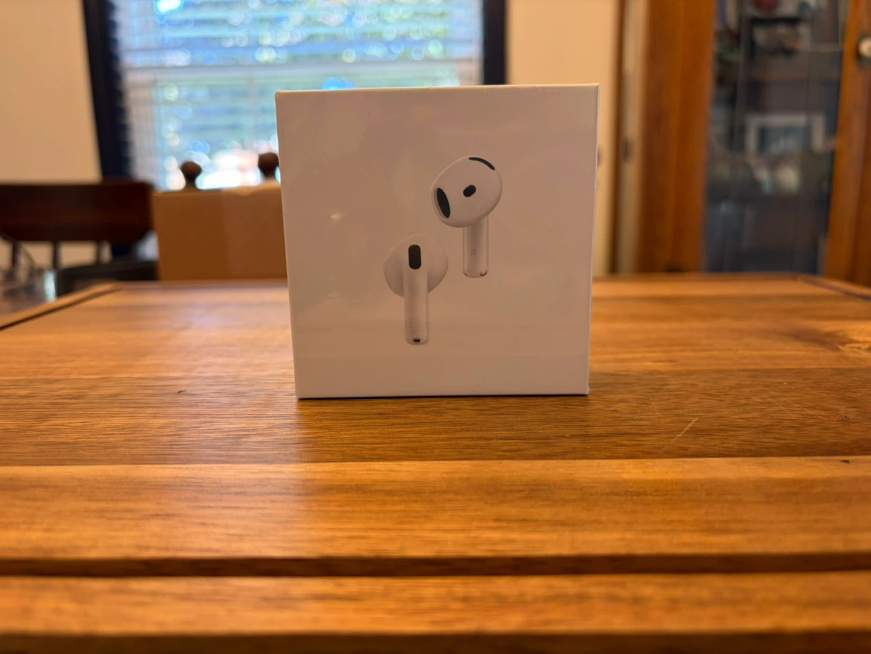 AirPods 4