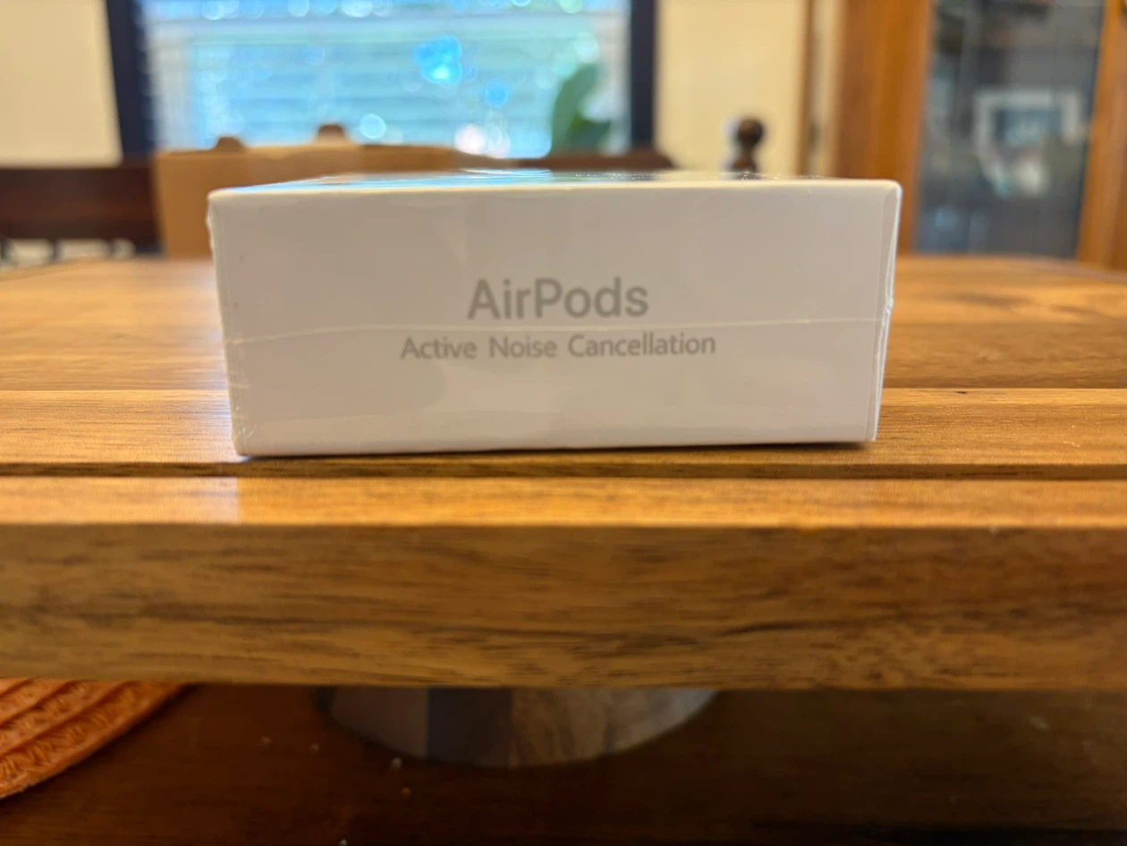 AirPods 4 - photo 4