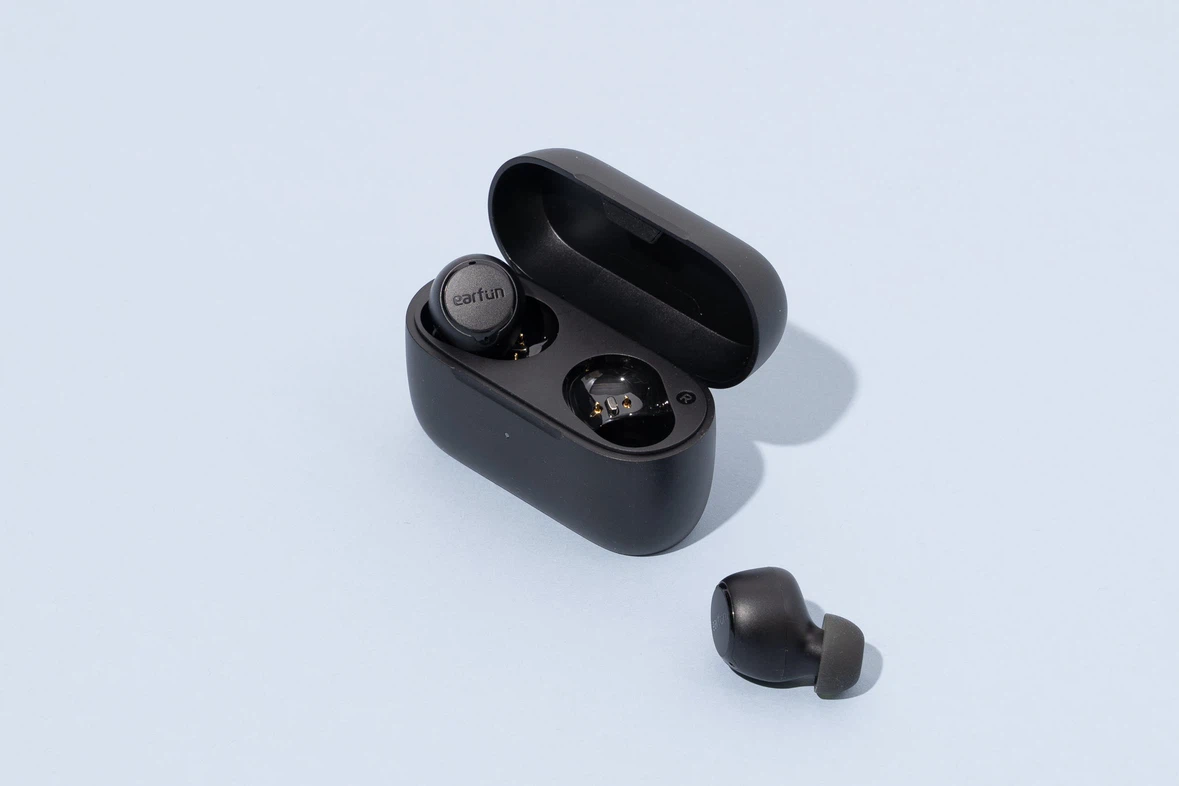 Earfun Wireless Earbuds with Charging Case