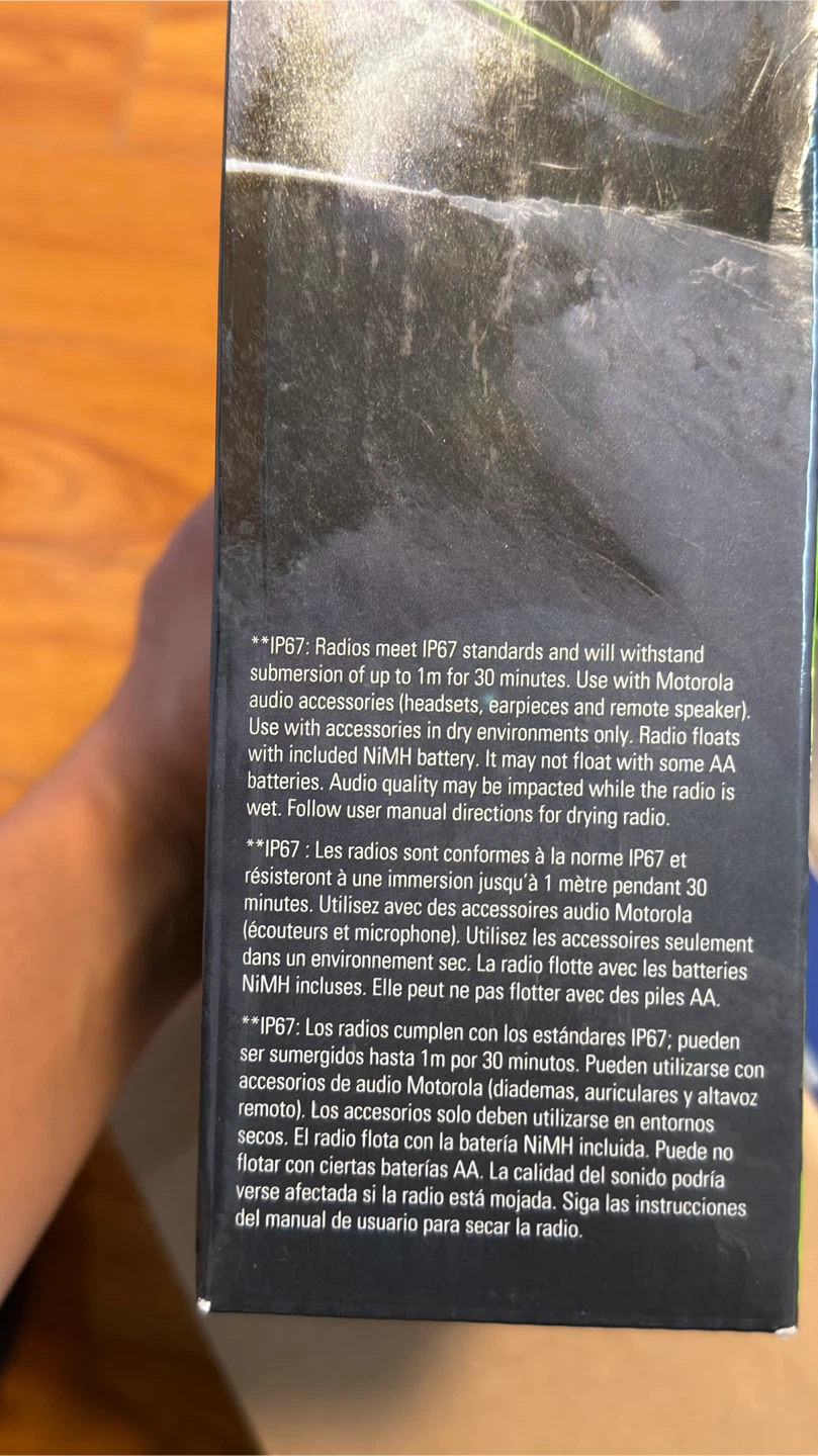 Motorola T600 H2O Talkabout Two-Way Radios - photo 2
