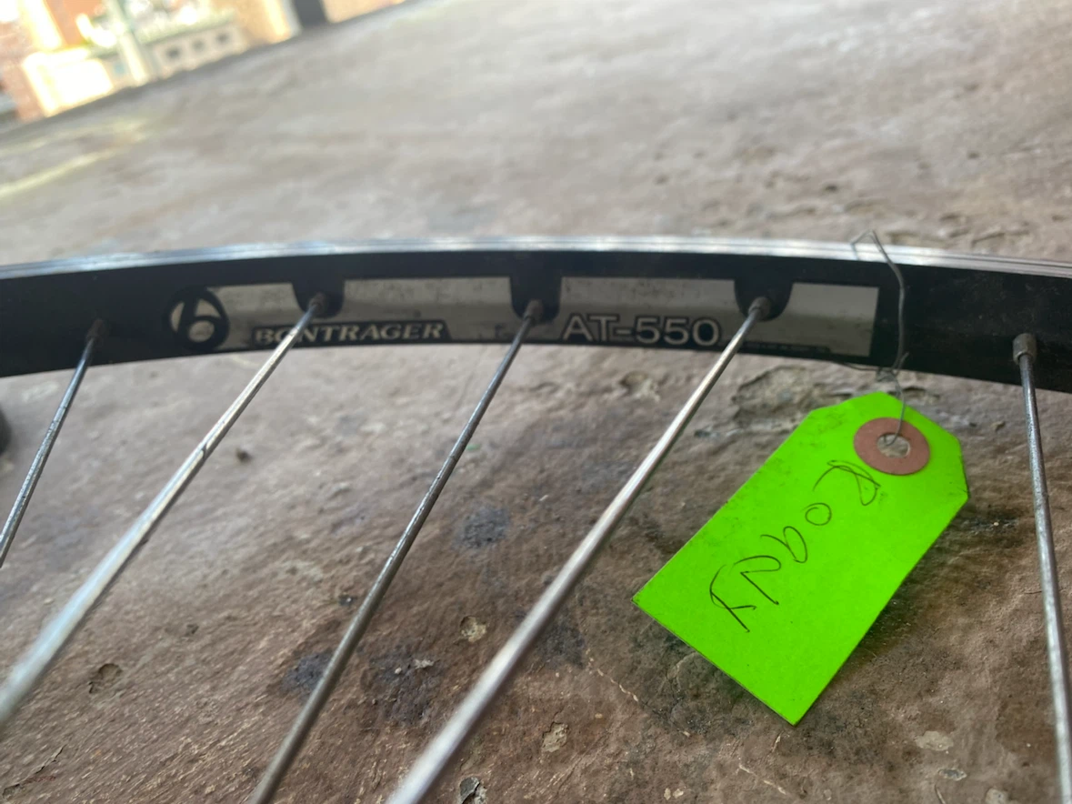 29” Bontrager AT-550 Bicycle Wheel - photo 2