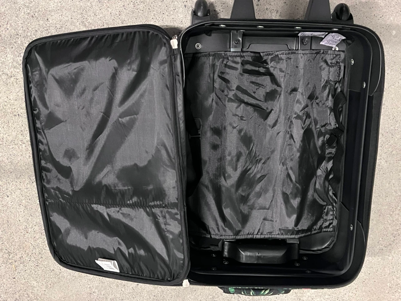 Jet stream Softside carry on suitcase, brand new - photo 2