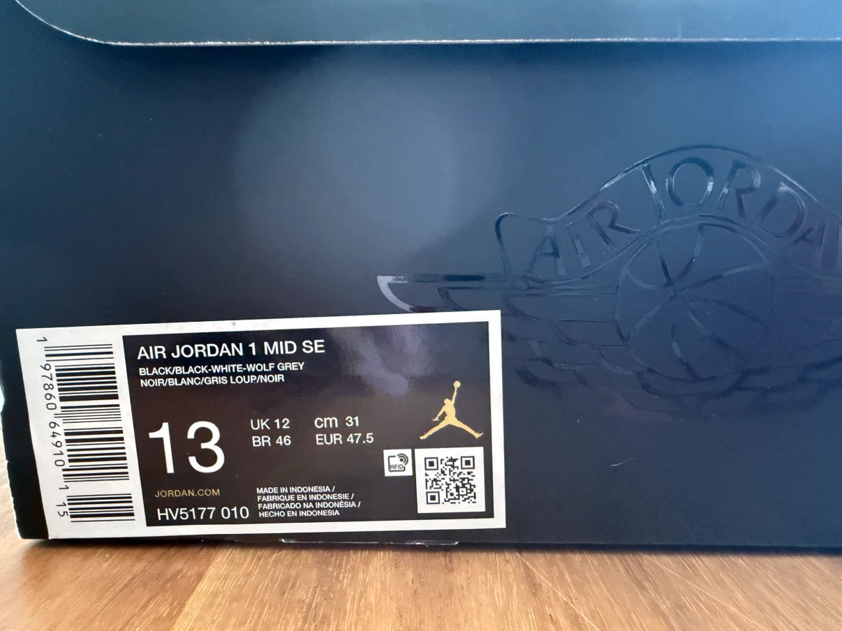 Air Jordan 1 Mid SE Black/White-Wolf Grey Men's Size 13 Sneakers - photo 4