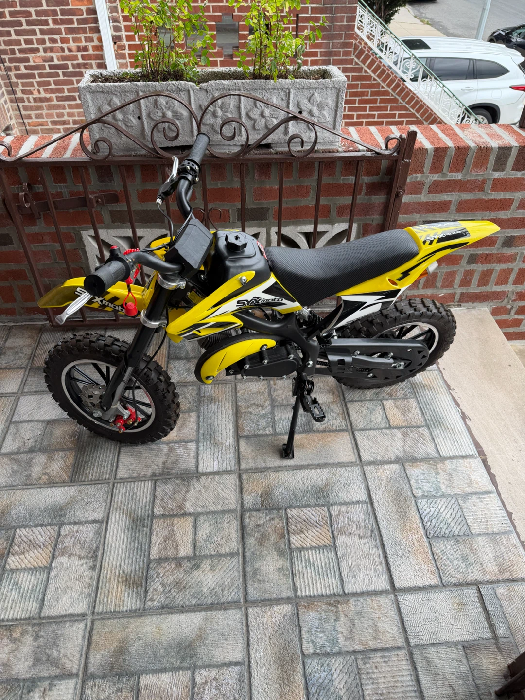 Yellow 50cc Kids Dirt Bike - photo 2