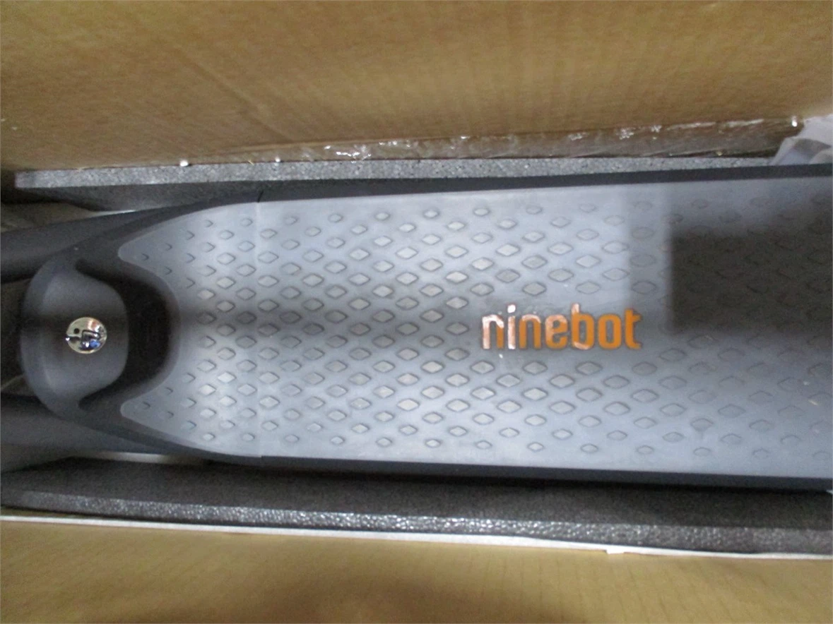 Segway Ninebot F2 Plus Electric Scooter – 800W – Refurbished - photo 5