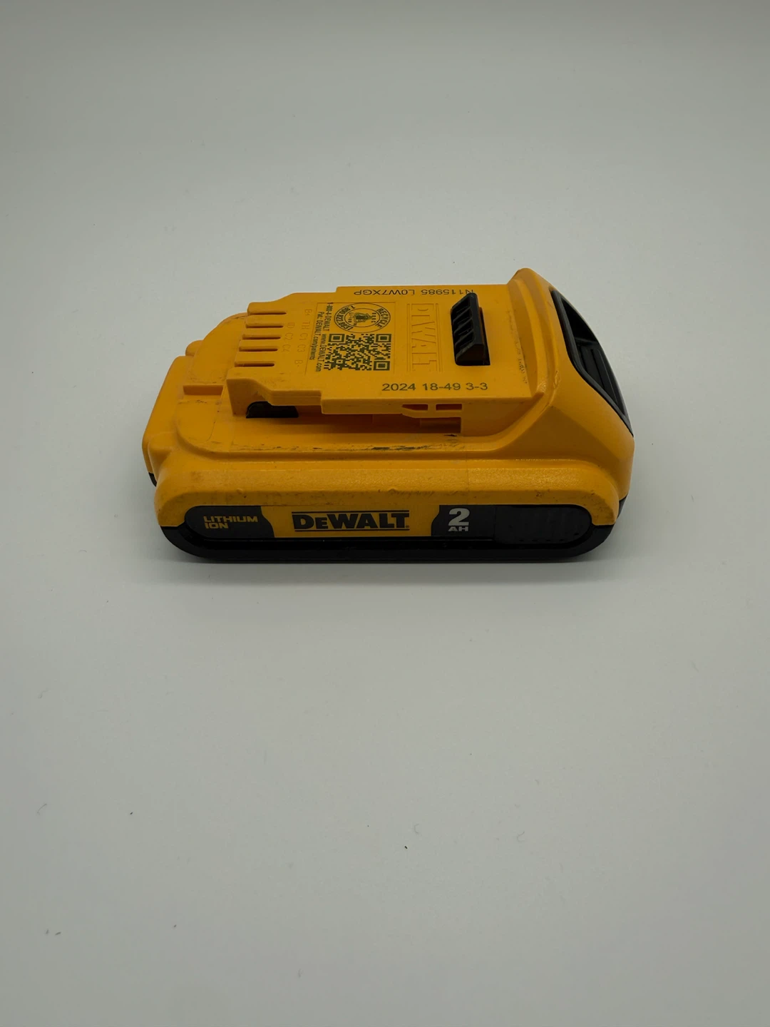 DEWALT 20V MAX Lithium-Ion 2.0 AH Compact Battery