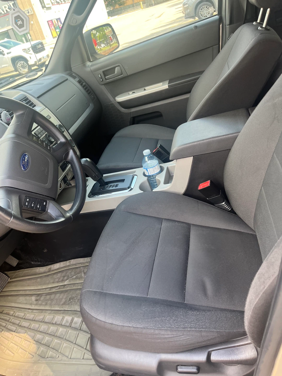 Ford Escape - photo 4
