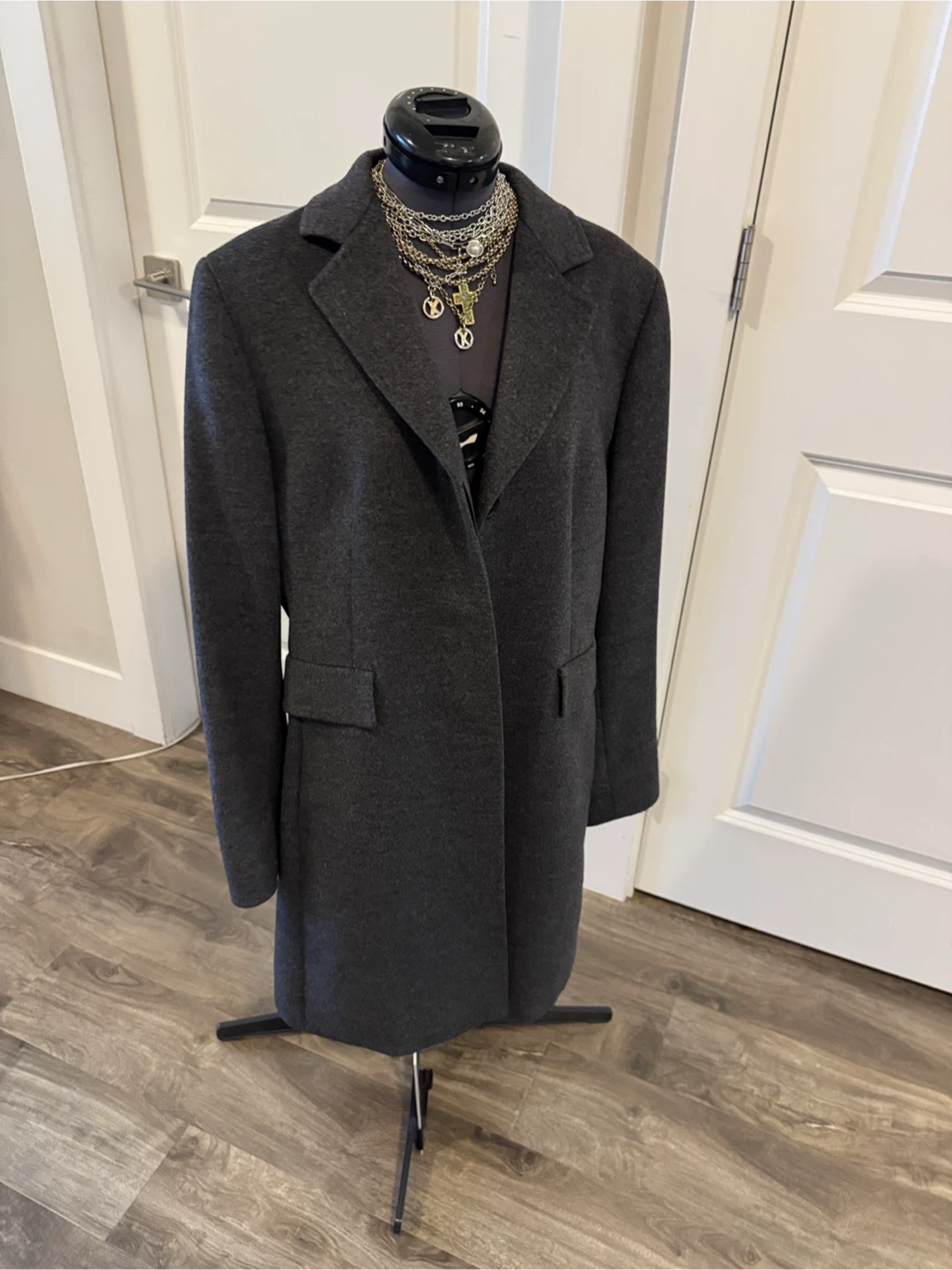 MaxMara Charcoal Gray 💯 Wool Coat - sz 10 (fit 6-8) - AS IS