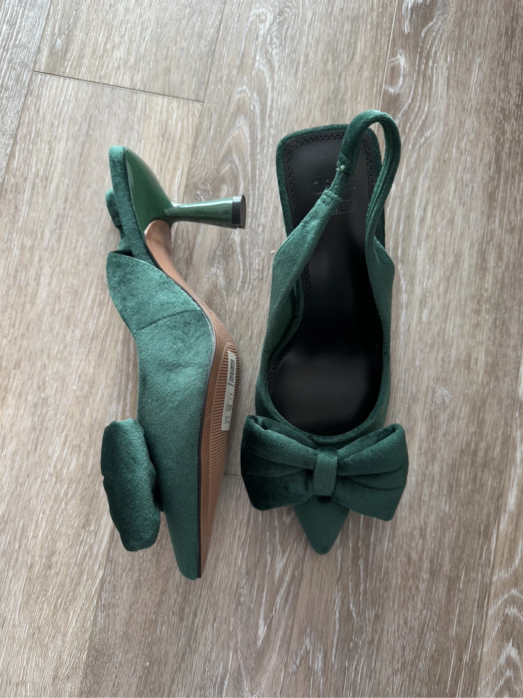 Brand New Green Velvet Bow Detail Mid Heeled Shoes UK 3 - photo 2