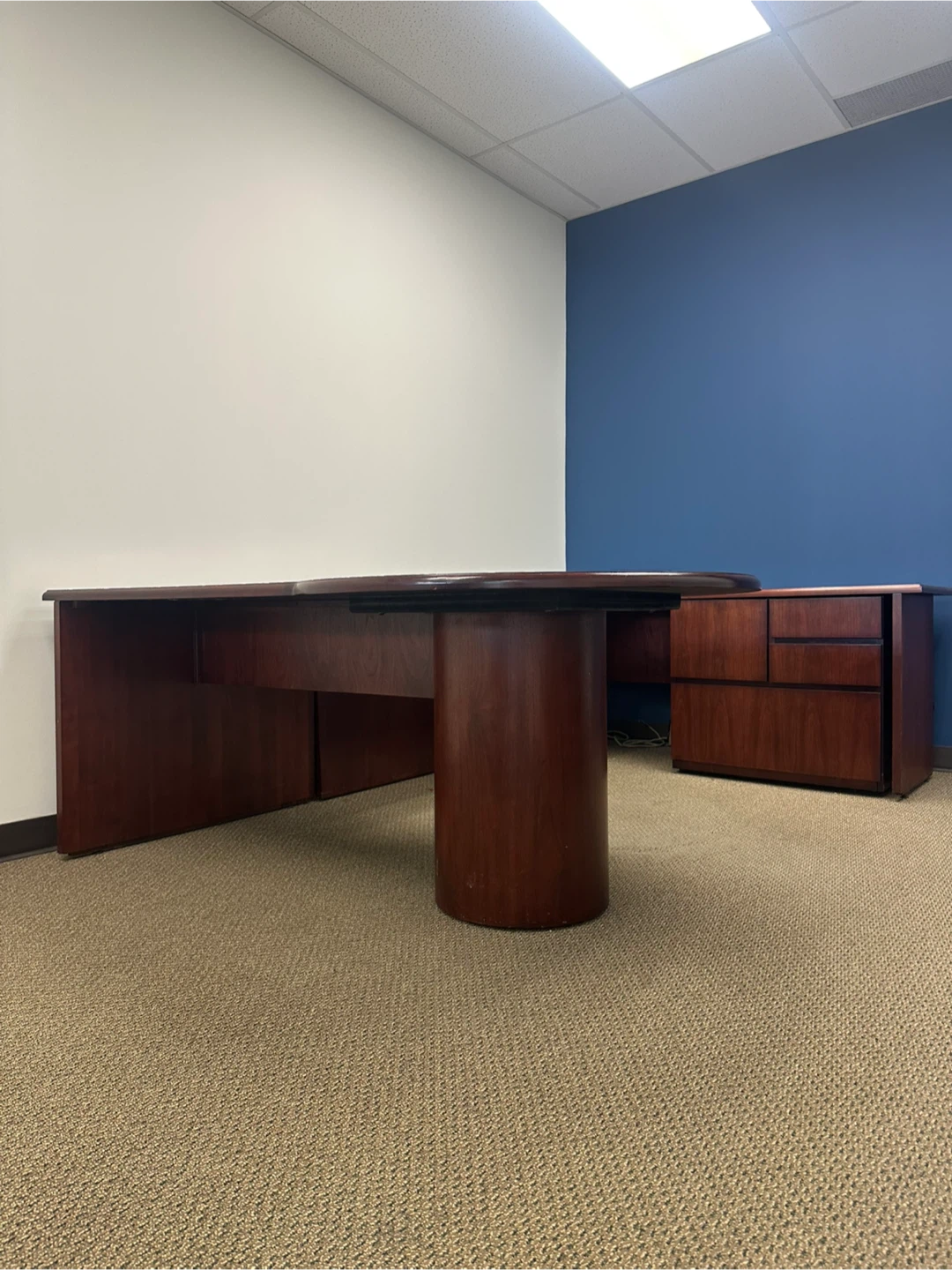 FREE OFFICE FURNITURE - photo 2