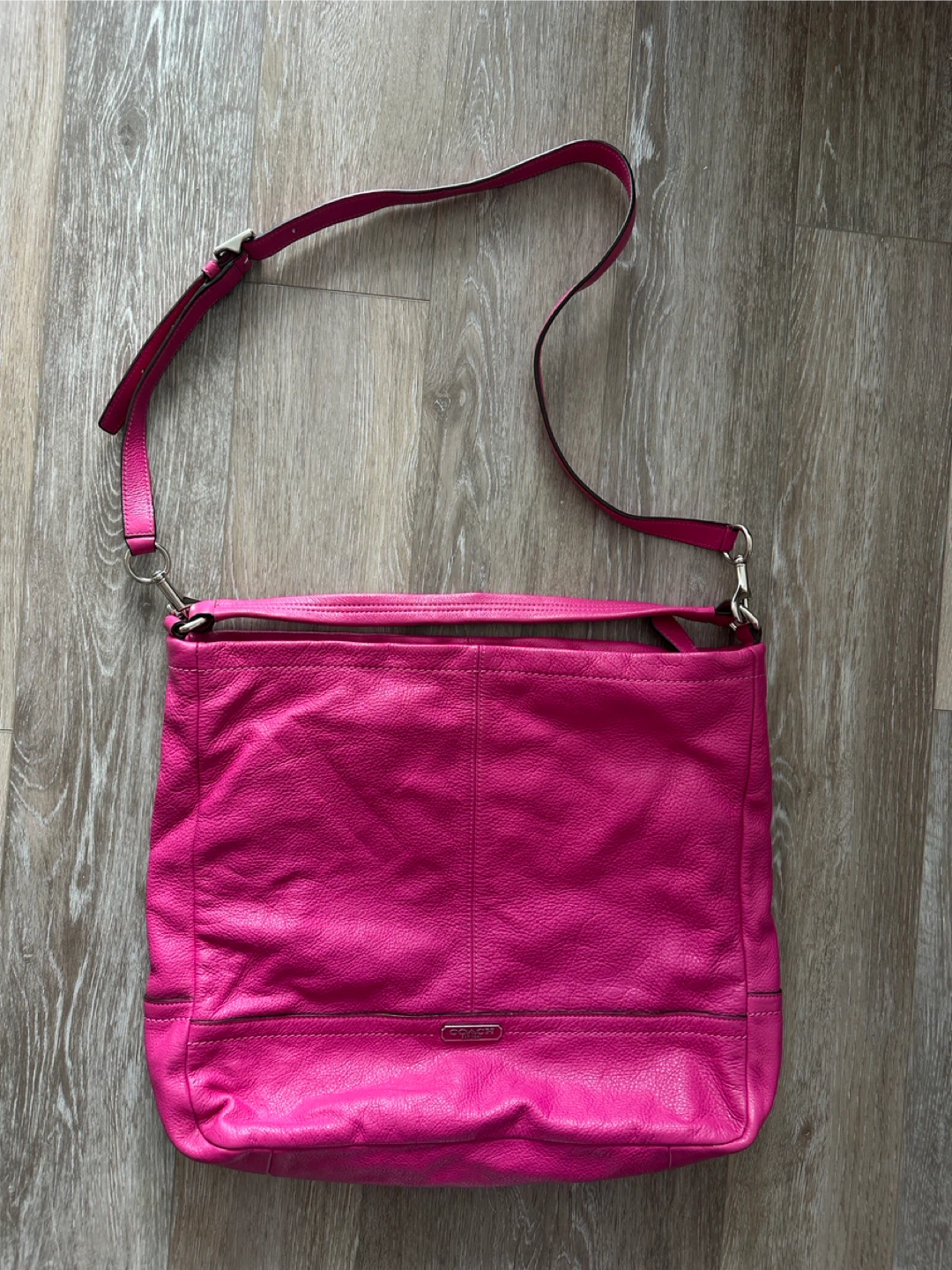 Vintage Coach Fuchsia  Pink Leather Shoulder Bag