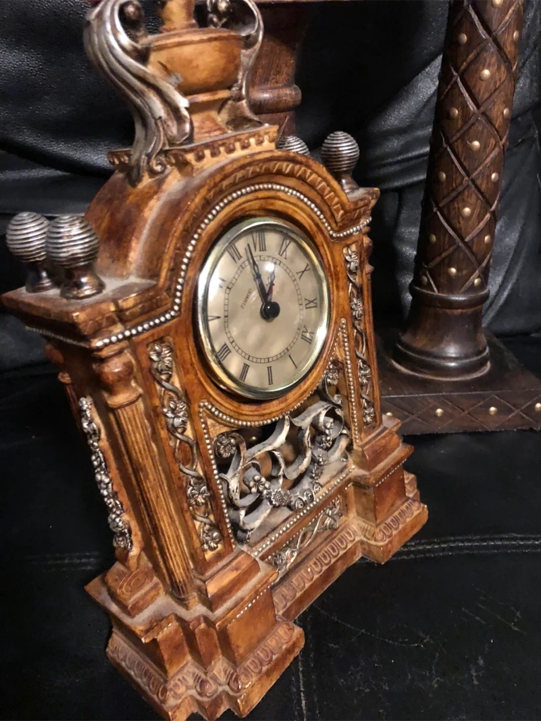 Fall Collection: Clock, pedestal candle holders, bouquet, lamp - photo 3