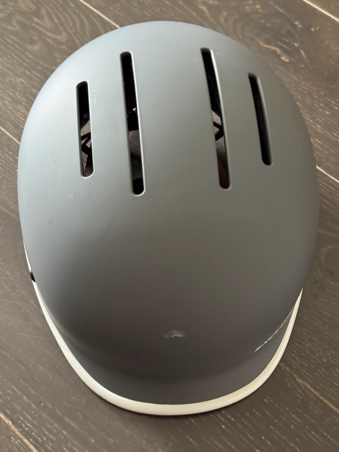 Bike Helmet for Adult 56–61 cm.