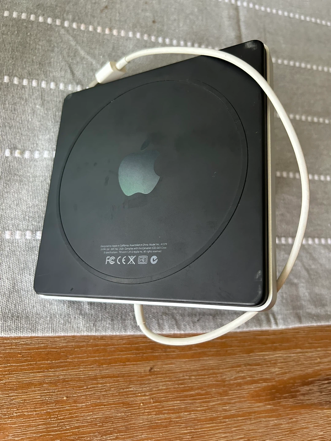 Apple Magic Trackpad - photo 3