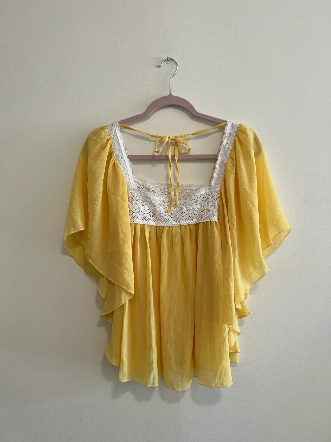 Yellow Flutter Sleeve Blouse with White Lace Trim - photo 3