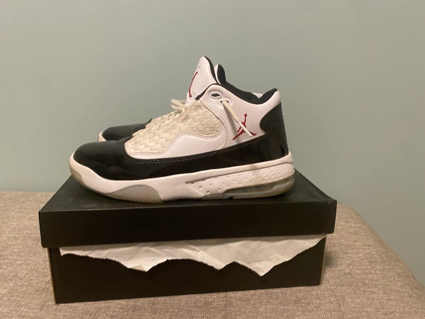 Jordan Max Aura 2 Men's Basketball Shoes - photo 2