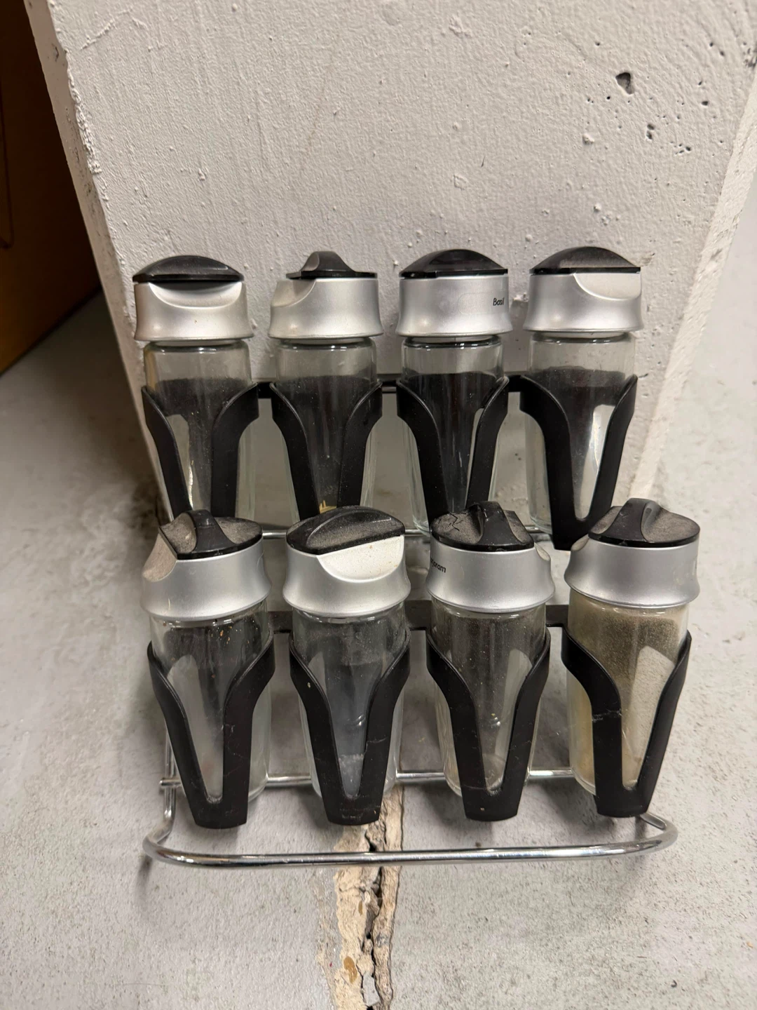 Spice Rack with 8 Jars - photo 2