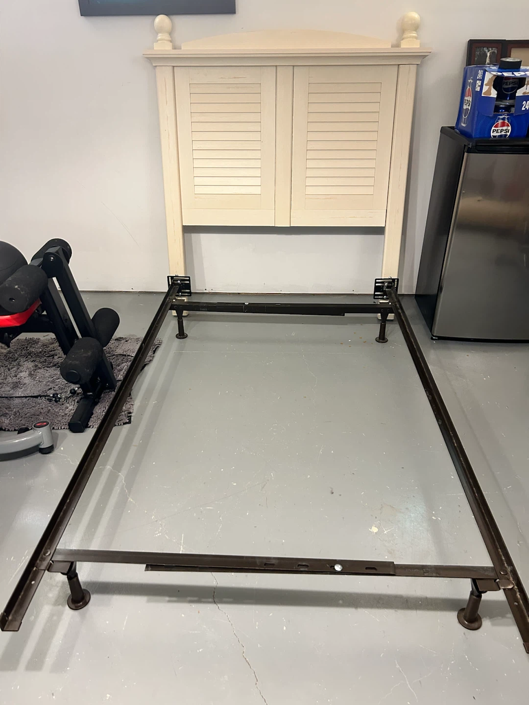 Twin Cream Wood Headboard with Metal Bed Frame