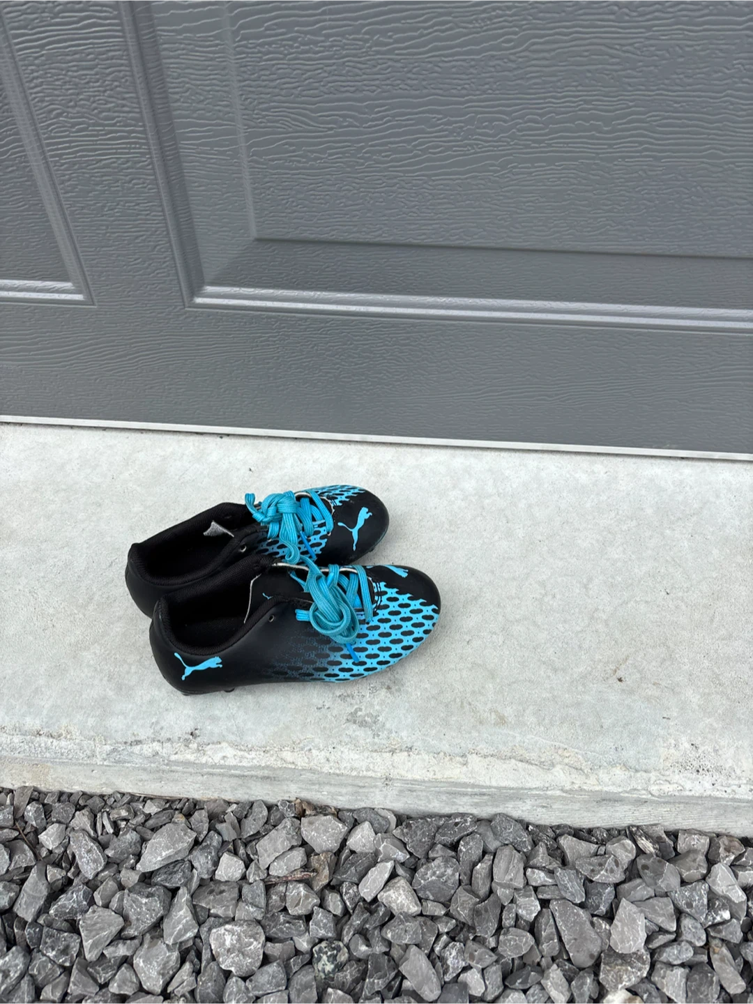 Puma Soccer Cleats - Black/Blue